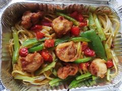 椰香咖喱鸡肉意面-达美乐比萨(慧忠路店)