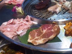 -哈哈碳都·牛肋条无限自助烤肉(宝龙店)