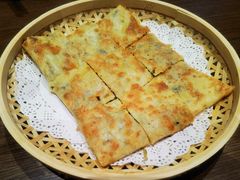 老谦记炕豆丝-大中华酒楼·主席武昌鱼·武汉美食地标(江汉路步行街店)