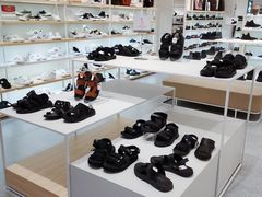 -hotwind热风(世纪东方广场店)