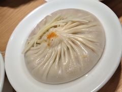 六月黄蟹粉灌汤包-苏小柳点心·手作小笼包(新街口分院店)