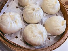 松茸什菌鲜肉包-钟菜·粤菜点心·宴请(海上世界·汇港二期店)