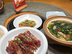 -娜仁图雅蒙古美食村(33小镇店)