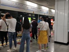 -东方体育中心(地铁站)