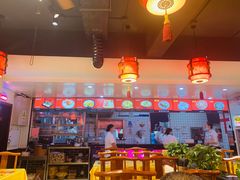 大堂-陈寔包子王·卤煮小肠·京味小吃(龙潭店)