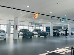 -上海宝诚尊悦宝马4S店(静安店)