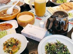 -香山湖家家宴(中山陵店)