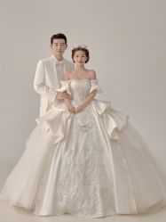 -第一夫人婚纱摄影(南京店)