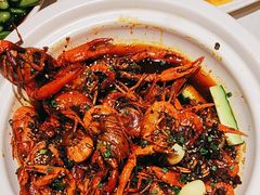 -肥肥虾庄·金牌油焖大虾(首义路店)