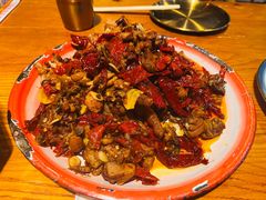 辣子鸡-柴窝堡22号辣子鸡·传承新疆菜