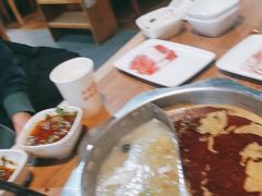 鸳鸯锅底-傣妹火锅(南京东路一店)