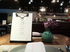 -Carbon莫卡哆·意大利复古集市餐厅(杭州大厦店)