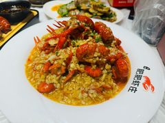 -肥肥虾庄·金牌油焖大虾(首义路店)