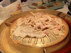 -猪啊牛呀羊啊铜盘烤肉(正大广场店)