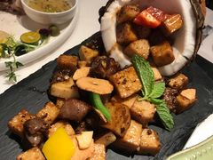 椰果杏鲍菇牛肉粒-闻见中国海南菜(K11店)