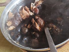 招牌龙骨黑蒜汤-202特色排档(五缘湾店)