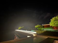 -瑰丽酒店·海吧·天际下午茶·现场DJ·天台酒吧