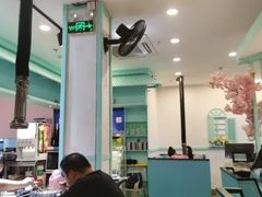 大堂-烤路里·韩国品质自助烤肉(石路天虹4号店)