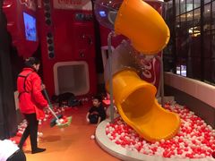 -东方明珠·可口可乐欢乐餐厅