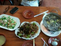 腰果虾仁，回锅腊肉，小鸡炖菇～-天津包子铺·海鲜家常菜(北戴河店)