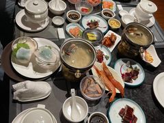 -半岛翡丽海鲜自助餐厅(观风亭店)