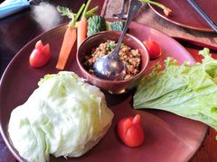 傣族生菜包肉-花马天堂云南餐厅 Lost Heaven(高邮路店)