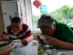 -天乐农家鱼头王(天目湖店)