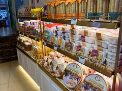 -蜂蝶来饼店(拱北总店)