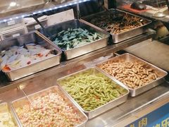 自助取餐区-叁宝烤肉• 西安烧烤(高科新花园店)