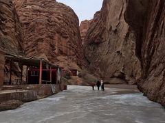 -天山神秘大峡谷