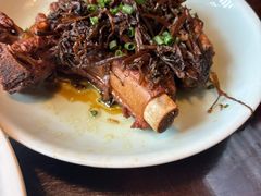 -侬佳蒸菜馆(听潮店)