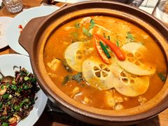 大理木瓜挑手鱼-一坐一忘云南菜(北京skp店)