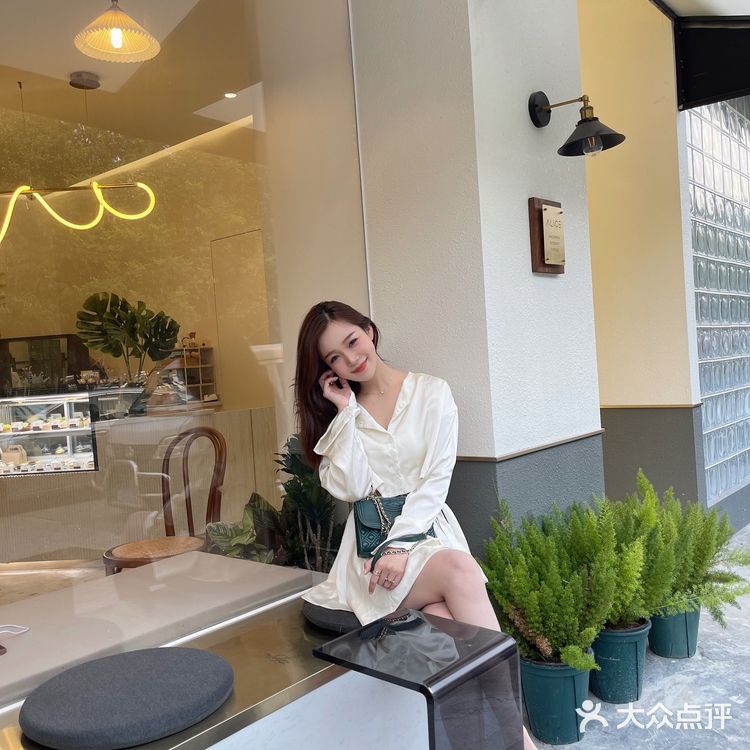 佛山探店顺德咖啡厅 韩国街头的咖啡厅 法式甜点