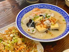 -亚忠小吃店(曾厝垵店)