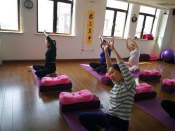 -爱尔乐美孕产瑜伽·普拉提