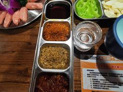 -明洞阿姨·韩式酱蟹烤肉·创意料理(三元桥店)