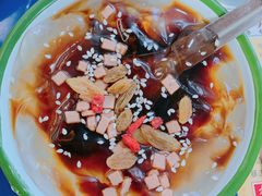 五彩冰粉-马路边边·成都串串(翠柏路店)
