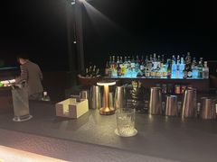 -瑰丽酒店·海吧·天际下午茶·现场DJ·天台酒吧