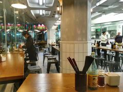 大堂-潘国仙耳光馄饨(黄家阙路店)
