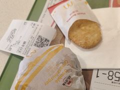 -麦当劳(乳山路店)