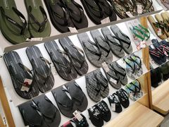-hotwind热风(民盈山国贸店)