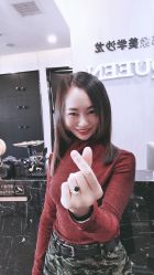 -TOP HAIR SALON