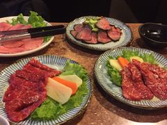 -炼火烤肉店