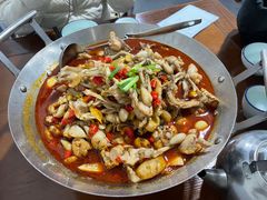 -昱龙大盆牛蛙馆(三兴街总店)