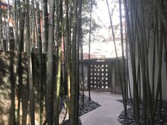 -穹六人间 people 6(岳阳路店)
