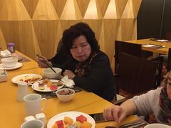 -上海西藏大厦万怡自助餐厅(徐汇店)