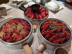 -巴厘龙虾·榜首油焖大虾(音乐学院·沿江酒馆店)