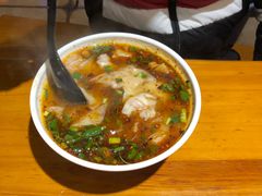 -呼啦面馆·头牌豌杂面(爱琴海店)