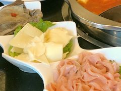-百年川椒重庆老火锅(光谷店)