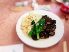 芥蓝双菇-烤肉宛饭庄(南礼士路店)